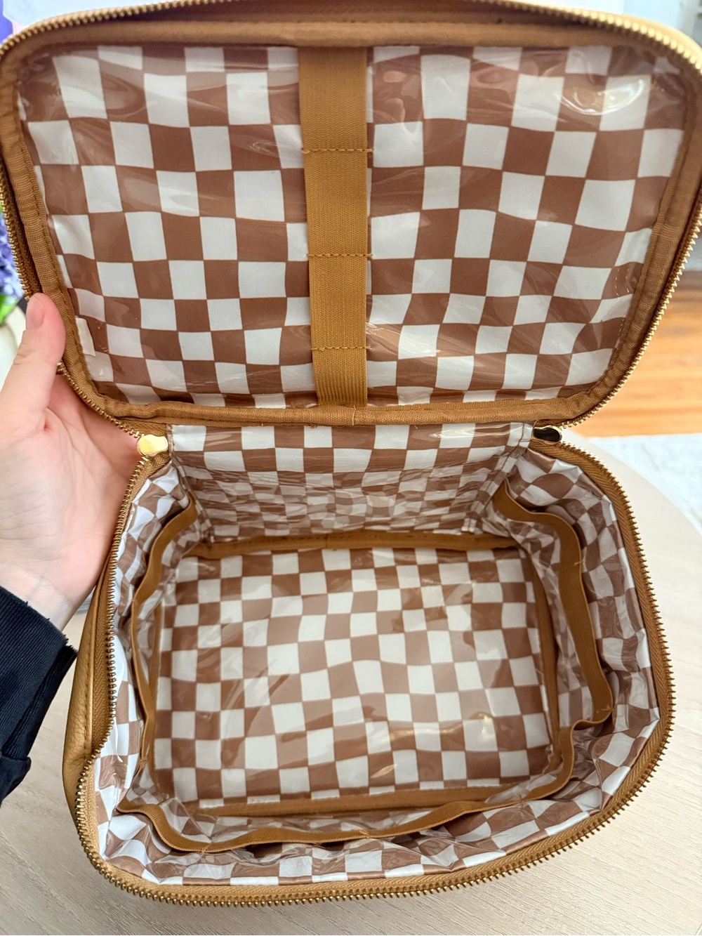 Vegan Leather Train Makeup Case - Picture 4 of 4